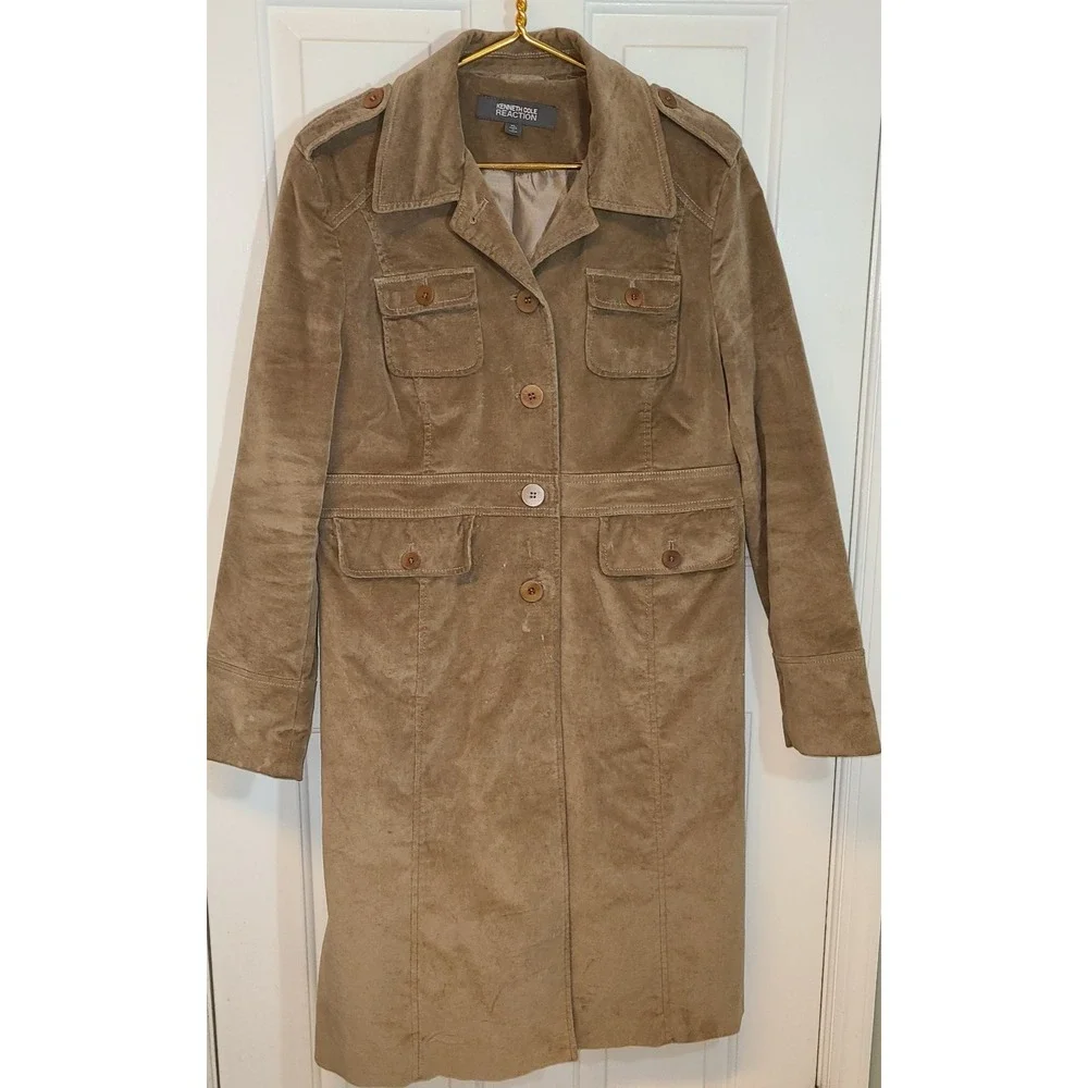 Kenneth Cole fully lined